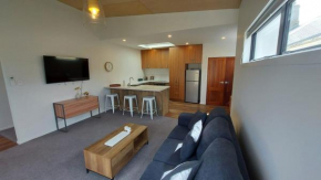 Sleek Suite By The Sand 1-bedroom
